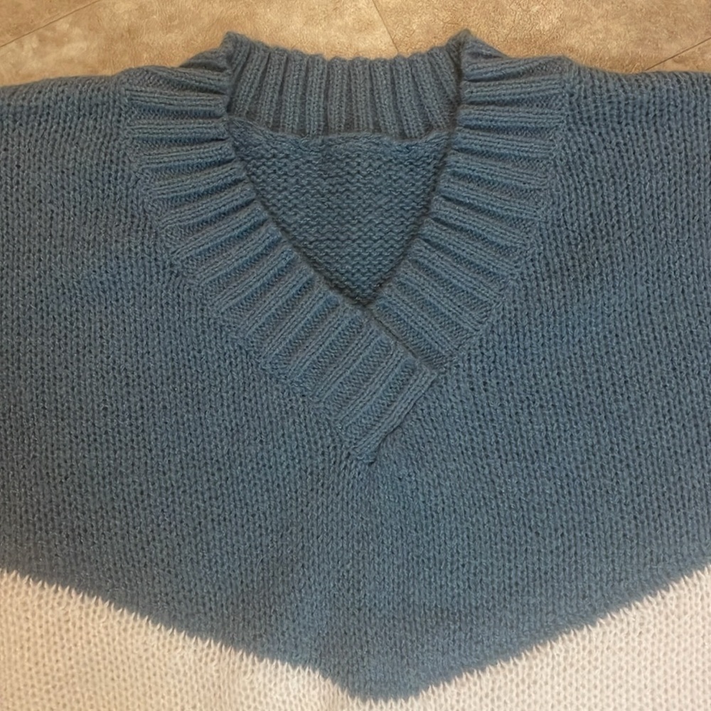 Sweater - Picture 2 of 2